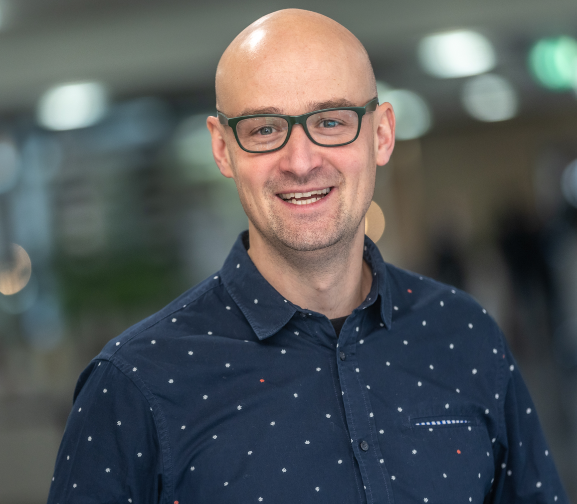 Prof. Hannes Leroy